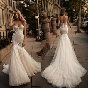 Berta 2023 Lace Applique Wedding Dresses Beaded Sash Vintage Wedding Dress Backless Plus Size Mermaid Bridal Gowns