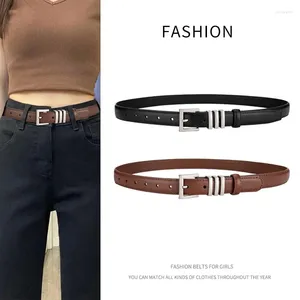 Bältesläder för kvinnor mode Simple Metal Buckle Belt Girls Dress Jean Pants Midjeband Luxury Designer Brand