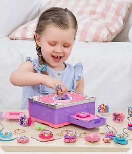 Juegos de fiesta Manualidades Kit de fabricación de joyas para niños DIY Anillo hecho a mano Pulsera Libro mágico Juguete para niños Material de producción Cumpleaños de niña Regalo de Navidad 231215