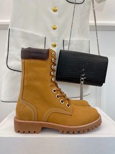 الخريف والشتاء أعلى أحذية مصمم الأزياء جودة نمط جديد أصلي مثير للسيدات أحذية قصيرة مع مربع