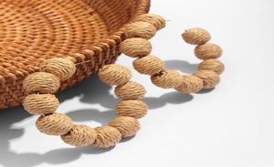 2021 Boho handgemachte runde Rattan-Webart große Creolen für Frauen natürliche Holz Bambus Stroh Rebe Schmuck Geschenk Huggie9649468