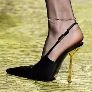 Sandalet Avrupa ve Amerikan Yaz Kadın Yüksek Topuk Terlik Moda Modeli Ziyafet Partisi 44 Büyük