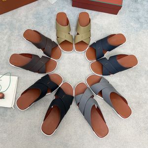 Men Sandals مصممون أحذية النعال غير الرسمية مريحة سميكة سميكة النعال العلوية طبقة البقر المعكرونة ذات الكعب المسطح أحذية 39-46 مع مصمم النعال للرجال الصندل