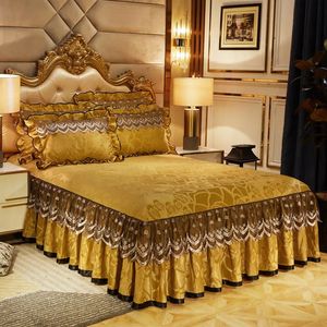 Saia de cama 3 peças conjunto de roupa de cama luxuosa macia espalhada saia de cama ajustável lençóis de linho queen king size capa com fronhas 231214