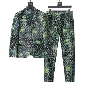 Designer ricamo viola Matrimonio Abiti da uomo Doppio petto Custom Slim Fit Smoking per il tempo libero Scialle Risvolto Giacca in due pezzi Pantaloni Blazer maschile M-3XL