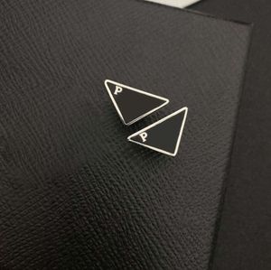 Quality Triangle Letter Stud Earring with Stamp Fashion Jewelry Accessories for Gift Party 4 Colors earrings for woman earrings oorbellen January orecchini