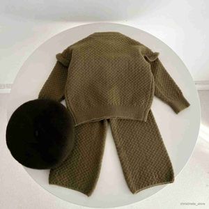 Conjuntos de roupas 2023 coreano primavera outono criança menina 2 pc conjunto de roupas de malha suéter plissado casaco vintage calças largas terno bebê menina roupas r231215