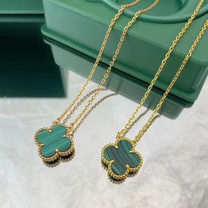 Classic Four Leaf Clover Necklaces Pendants Mother-of-Pearl Stainless Steel Plated 18K for Women Girl Valentine's Mother's Day Engagement,Comes with gift box