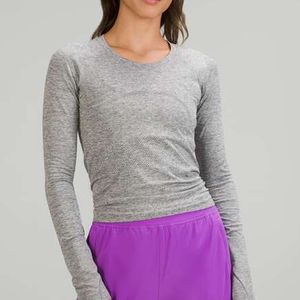 Lu-i Womens Yoga Long Sleeves Crew Coll Coll Nude Shaping There Sperting Sports T-Shirt تشغيل قمم الركض الرياضية مع ثقوب الإبهام Yoga الزي