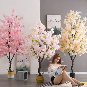 クリスマスの装飾家の人工偽の桜の盆栽の床の葉の飾り飾りのインテリアルームのピンクの植物ポットシミュレーション花231215