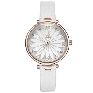 Shengke Brand Casual Simple Fan Quartz Studenter Titta på liv Vattentät diamantmarkör 30mm Diameter Womens Watches 8047244U