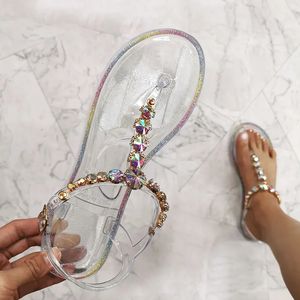 Sandaler PVC Beach Women Shoes Summer Sandal Woman Jelly Shoes Diamond Transparent Flat Outdoor Ladies Sandaler Stor storlek 42 231215