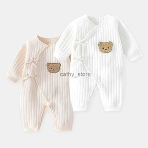 Rompers Baby Casual Jumpsuits Baby Boys Girls Toddler Rompers Botton Bebe Skomp Obrania Ostrocie miękkie jednoczęściowe piżamasl231114