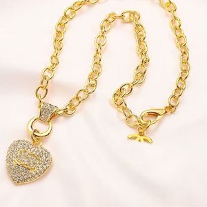 Vintage love heart necklace womens plated gold pendant necklaces luxurious diamond thick chain choker metal jewelry necklace lady female zb106