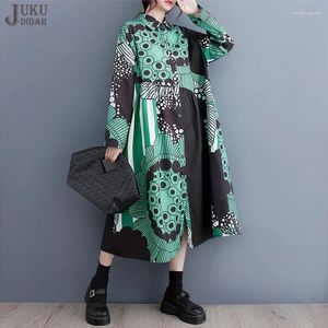 Sukienki swobodne w stylu koreańskim pełnym rękawem jesień jesień Kobieta długa zielona koszula z nadrukiem luźna przypływ duży rozmiar duży elegancki szata jjxd540