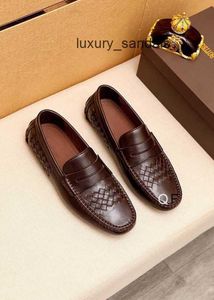 Designer Botte Venetas Men Suit Shoes Suit ShoesEuropean Station Bean Shoes Mens Genuine Leather Trendy Weaving Mens Casual Leather Shoes Breathable Soft Sol WN0W0