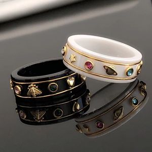 Anello in ceramica di moda con personalità, anello in bianco e nero, coppia di anelli, designer di gioielli per donne, regalo originale