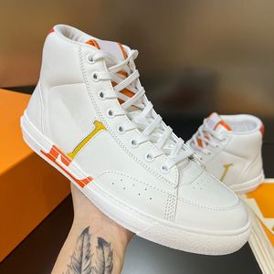 High Top Casual Sports Schuhe Designer Ladies Side Logo Initialen High Top Mens Luxusleder Made Upper atmable Nicht -Slip -Wea -Resistant Sohle Größe 35 46