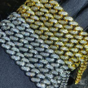 Pendanthalsband isade ut 18K guldfyllda Miami Cuban Link Armband Chain 12mm herrhiphop smycken diamant cz halsband 231215