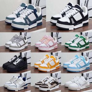 Designerskor Louise Vitton Shoe Woman präglad tränare sneaker White Black Sky Blue Green Denim Pink Red Mens Casual Sneakers Low Platform Womens Trainers