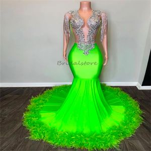 Bright Green Mermaid Prom Dress For Black Girls 2024 Illusion Crystal African Evening Gowns Feather Elegant Formal Birthday Wear Mariage Vestio De Gala Promdress