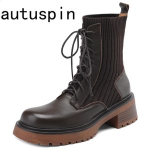 Boots Autuspin 2023 نساء قصير من الجلود الأصلية المستديرة جولة إصبع القدم الدانتيل في الهواء الطلق أحذية عارضة خريف أزياء الكاحل الحذاء الكعب الكثيف 231214