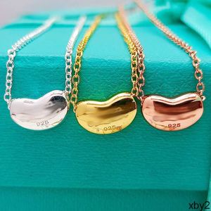 Colares de pingente Ti T's S925 Sterling Silver Bean Colar com Acacia Bean Red Bean Bare Pea Feminino 18k Rose Gold Plated Bone Chain DESIGNERS