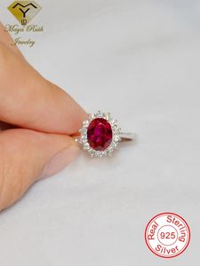 Fedi nuziali Lab Created Ruby Real Echt Anello in argento sterling 925 per le donne Pietra preziosa Halo Diana Princess Forma ovale Amante femminile Regalo 231214