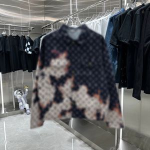 Stilig designer camo denim jacka höst vinter män avslappnad vintage tvättade gata slitage jeans rockar 23fw