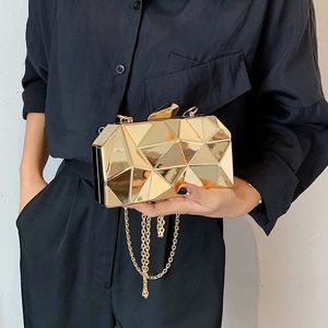 Evening Bag's Handbag Påsar för kvinnor Clutches Fashion Geometric Mini Party Purse Crossbody Shoulder Bag Gold Box Clutch 231216