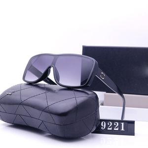 مصمم نظارات شمسية جديدة للرجال والنساء نظارة شمسية UV400 قطعة واحدة من الإطار الشمسي في أوروبا ونظارات شمسية للأزياء بالولايات المتحدة 2312162PE