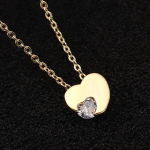 Luxury Love Heart Designer Pendant Necklace Elegant Charm Sweet Hearts Classic Choker Bling Diamond CZ Zircon Womens Girls Chain Halsband smycken