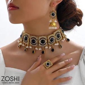 Chokers Ethnic Jewelrr Set Classic Black Crystal Square Card Neckalce Earbell örhängen Justera ringstil Bronsmycken 231216