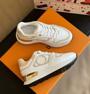 Eleganti uomini di marca Donne Neo Scappa scarpe da sneaker piattaforma sportiva a forma di cuneo abbigliamento per party party skateboard rotonde pattina