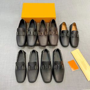 Driver Moccasin Men's Designer Driving Shoe 1ABF8D äkta läderslip på klänningskor män loafer casual skor med färgglada gummikuddar spetstips 38-46 02