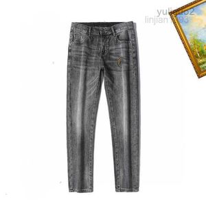 2023 PURPLE MEN KLÄDER DESINGER DESINGER SOLID FÄRG HÖG KVALITET Denim Version Slim Fit Light Regular Casual Classic mångsidig Sraight Mens Fashion Pants Jean