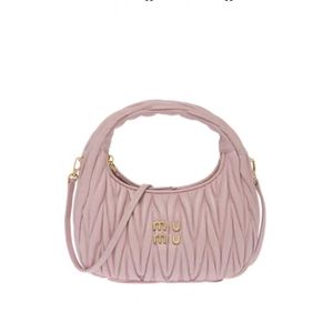 MIUMIUBAG MATELASSE BOWLING BOSTONデザイナーバッグ高級女性メンズファジーアンダーアームショルダーバッグクラッチバッグクロスボディトートバッグテディ財布ハンドバッグ657