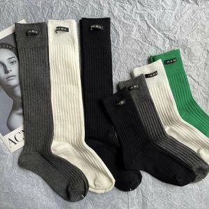 Erkek Çoraplar Lapites Kadınlar 1 Çift Mektup Baskı Pamuk Katı Tasarımcı Nefes Boru Sevimli Çorap