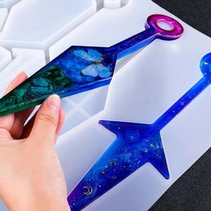Andra svärdknivörhängen Epoxy Harts Mold Keychain Pendant Silicone Mold Diy Crafts Smycken Neckalce Casting Tools