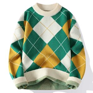 Mens Sweaters Autumn and Winter Fashion Trend Crewneck Plaid Sweater Casual Loose Comfortable Thick Warm High Quality Knitwear 231216