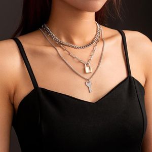 Halsreifen Ganze Mode Punk Trendy Mehrschichtige Halskette Schlossförmige Schlüssel Hiphop Schmuck241E