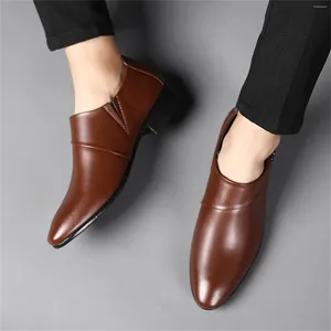 Sapatos de vestido outono couro masculino apontado dedo do pé baixo deslizamento em cor sólida casual homens oxfords trabalho de negócios vintage formal