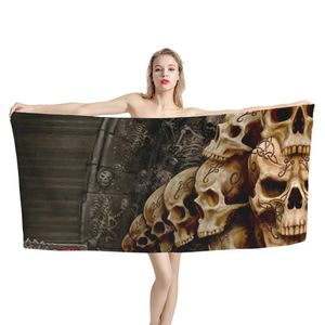 Bequemes Strandtuch für Erwachsene, Gothic-Schädel-Muster-Druck, bedeckt, Sonnenschutz-Decke, Yoga-Matte, schnelltrocknend, Schwimm-Poncho