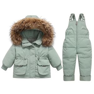 Down Coat Winter totalt för barn Kläder Set -30 grader Down Jacket Jumpsuit Baby Boy Parka riktig pälsflicka Småbarn Tjocka varma snöar 231215