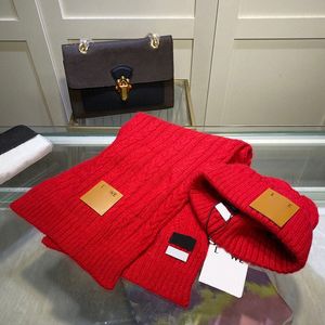 Şapkalar Scarves Setler Kış Moda Lüks Şapkalar Çırpma Setleri Setler UNISEX TASARIMCI KAPLAMA SETİ Kadın Erkekler İçin Seti Schal Beanie U8YV#