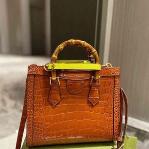 Shoulder Bag Bamboo Designer Handbags Totes Fashion Crossbody Bag Alligator Quilted Women Leather Handbag Shoppers Bags Purses 061227E