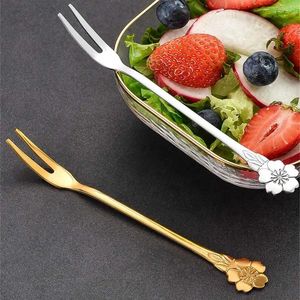 Servisuppsättningar utan burrs kökverktyg rostfritt stål bordsartiklar körsbär gaffel rostsäker liten mode fruktgafflar tillbehör
