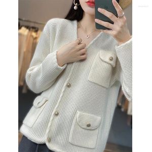 Women's Knits Fashion Small Fragrance Style Cashmere Knitted Cardigan Women Autumn Winter Waffle Sweater Loose Show Thin Wool Coat