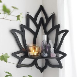 Dekorativa föremål Figurer Lotus Crystal Corner Shelf Display Svarta träväggshyllor Essential Oil Witchy Decor Estetic Spiritual 231216