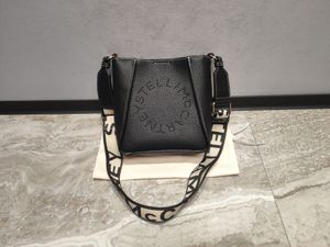 Stella McCartney 디자이너 가방 AAA 패션 레저 스포츠 어깨 가방 핸드백 발렌타인 데이 생일 크리스마스 선물 펑크 체인 가방 다목적